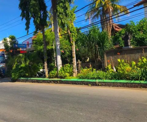 Taman Telajakan JL. Ahmad Yani