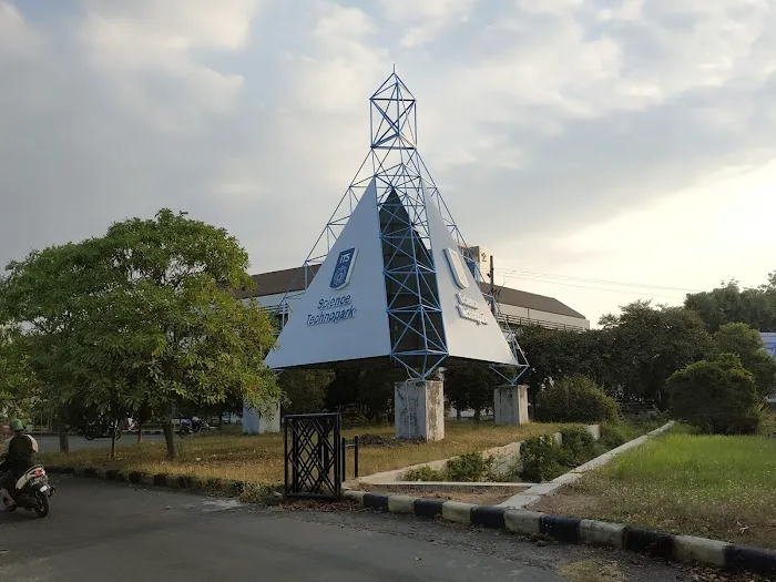 Science Technopark 1