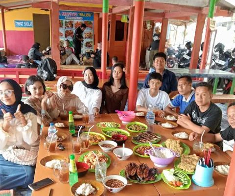 Reservasi penginapan pantai menganti kebumen