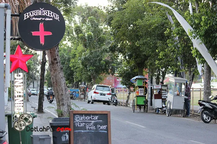 Lapangan Kantor Desa Tibubeneng 3