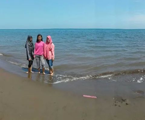 Tanjung Bunga Lake Park