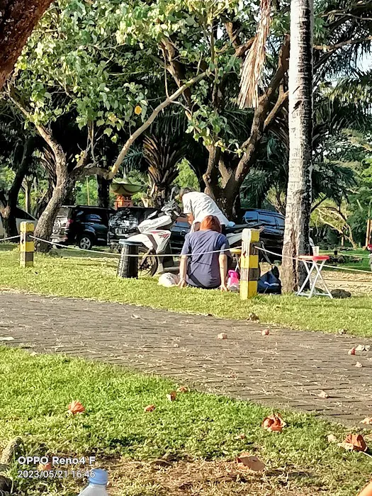 Wisata camping pantai akkarena 3