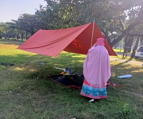 Wisata camping pantai akkarena
