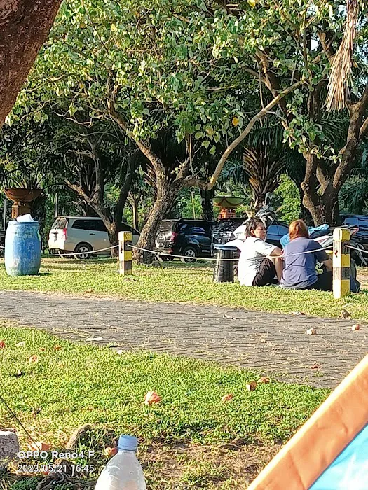 Wisata camping pantai akkarena 4
