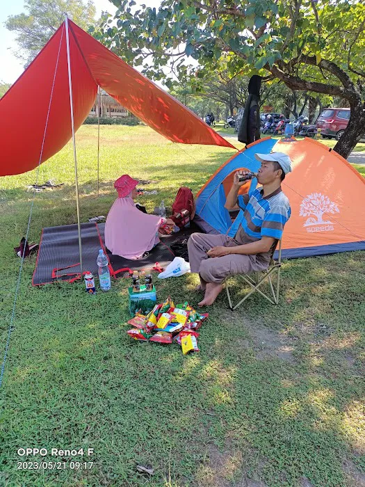 Wisata camping pantai akkarena 6