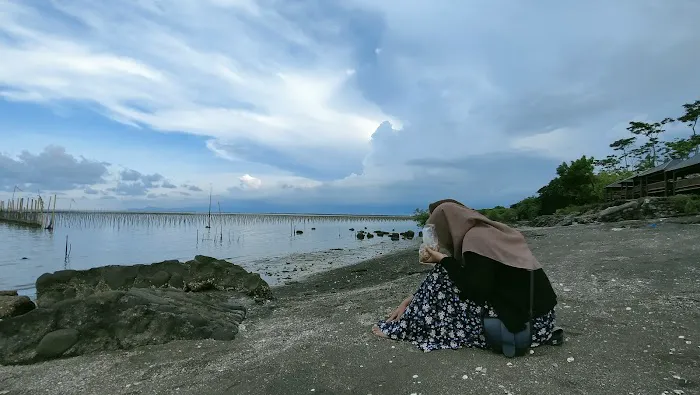 PANTAI_PESONA 4