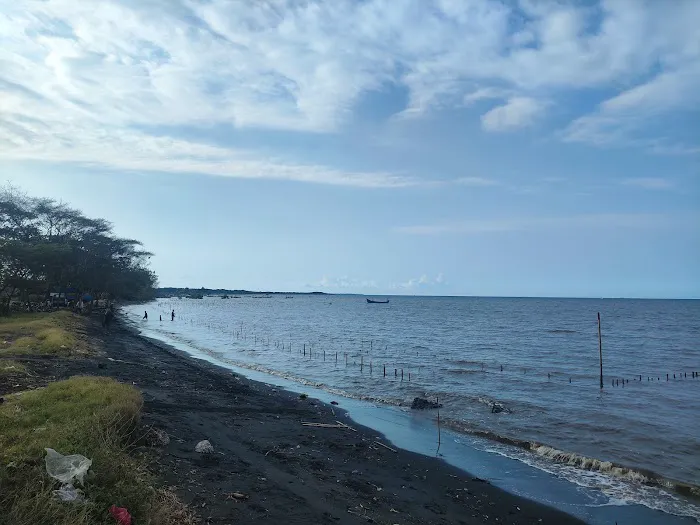 PANTAI_PESONA 2