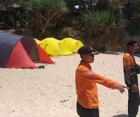 PERSEWAAN TENDA CAMPING