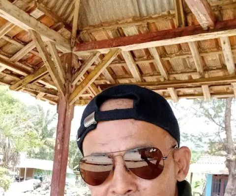 CEMARA LAUT CAMPING GROUND