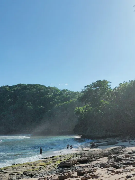 Pantai Selok 9