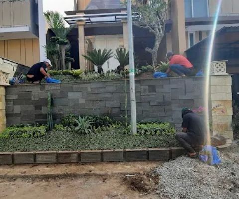Taman Hias Makassar Rirezky Taman