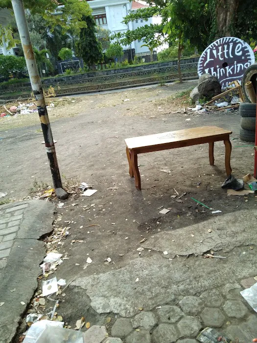 Taman Sejarah Universitas Pendidikan Ganesha 2