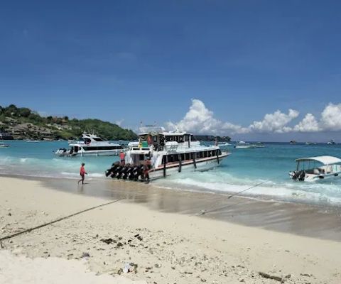 Lembongan Harbour