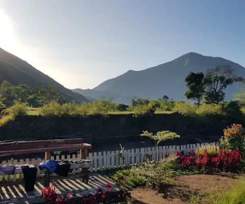 Seribu Meter Basecamp and Restaurant