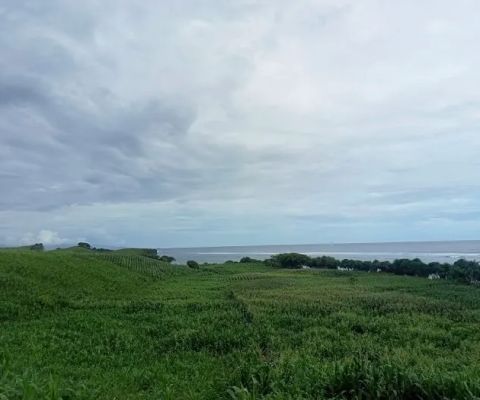 pantai tersembunyi