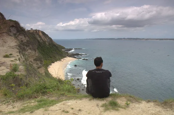 Pantai pudal 1