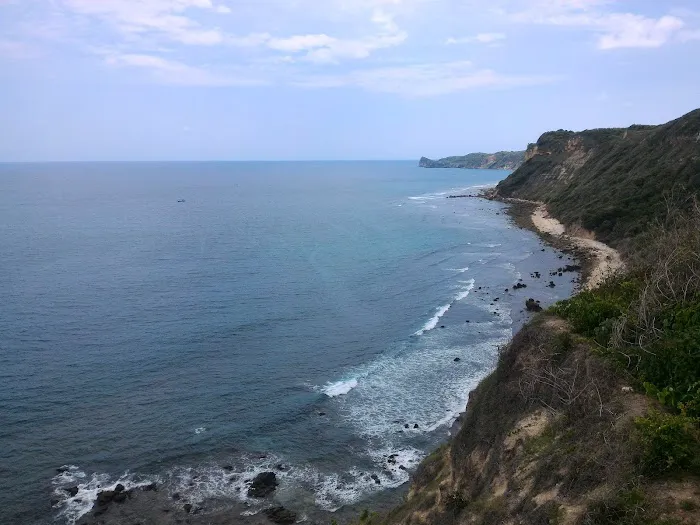 Pantai pudal 5