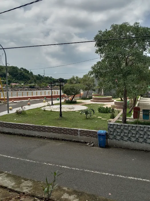 Ruang Terbuka Hijau Sumpang Minangae 3