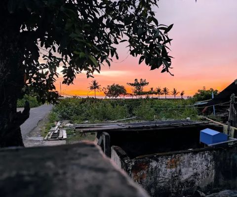 Pantai Selayang Pandang Lapakaka