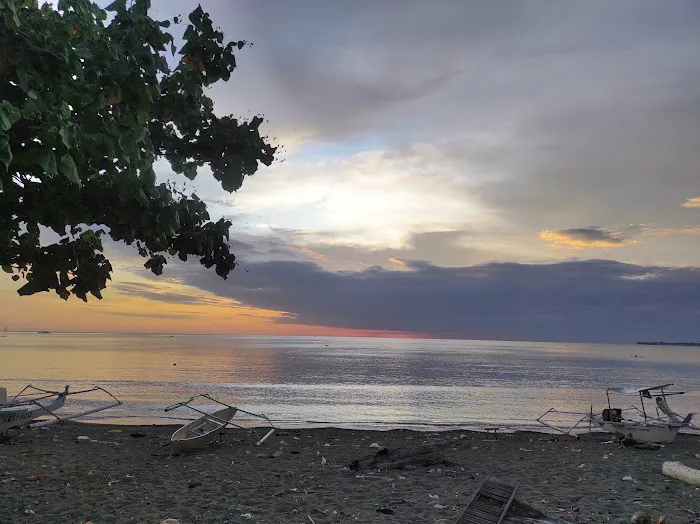 Pantai Selayang Pandang Lapakaka 1