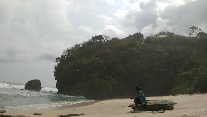 Pantai Njulek ꦥꦼꦱꦶꦱꦶꦂꦤ꧀ꦗꦸꦊꦏ꧀ 0
