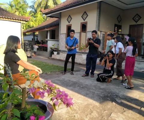 Sanggar Bali Tersenyum & Rumah Baca