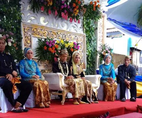 TAMAN BACAAN