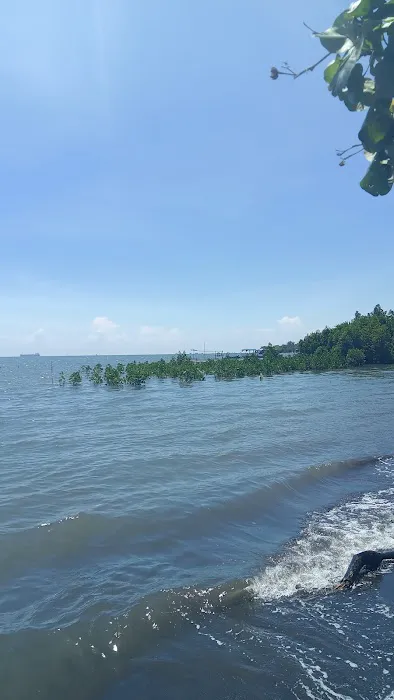 Pantai Cemara Indah 9