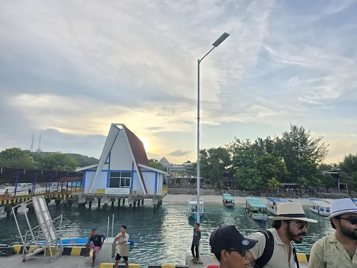 Gili Trawangan Harbor 8