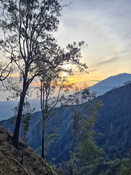 Puncak Bukit Trunyan 8