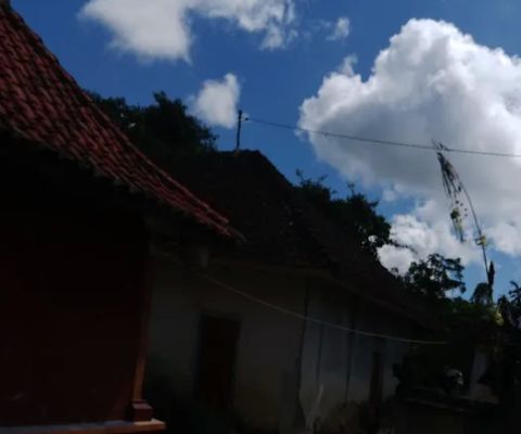RUMAH I WAYAN MUTER