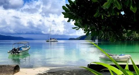Step Aboard Once‑in‑a‑Lifetime Journeys in Triton Bay
